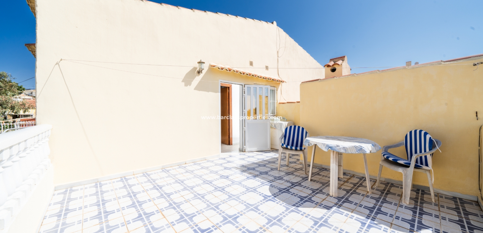 Resale - Reihenhaus - Urb. La Marina