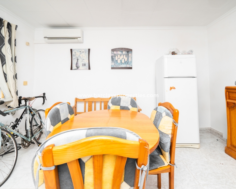 Resale - Reihenhaus - Urb. La Marina