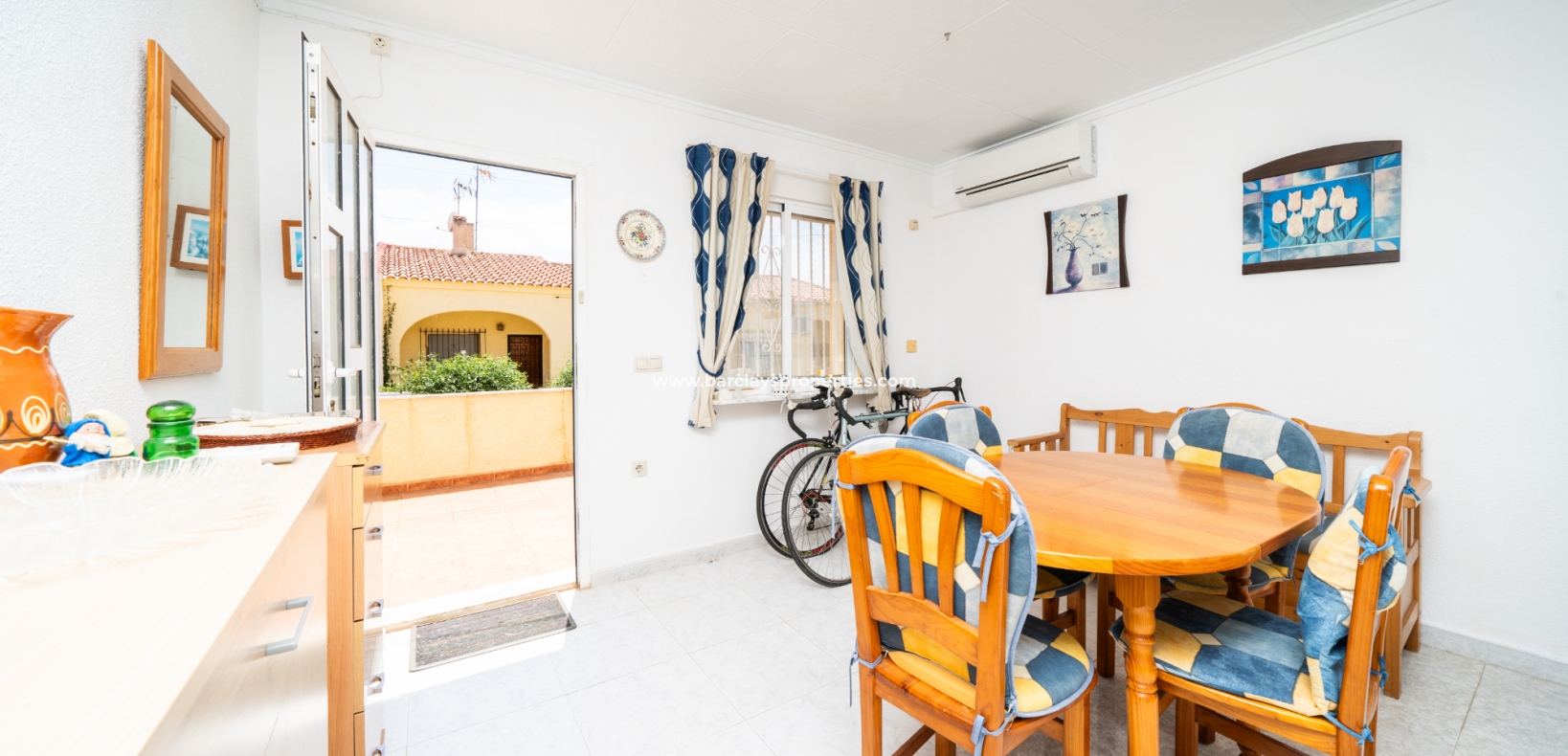 Resale - Reihenhaus - Urb. La Marina