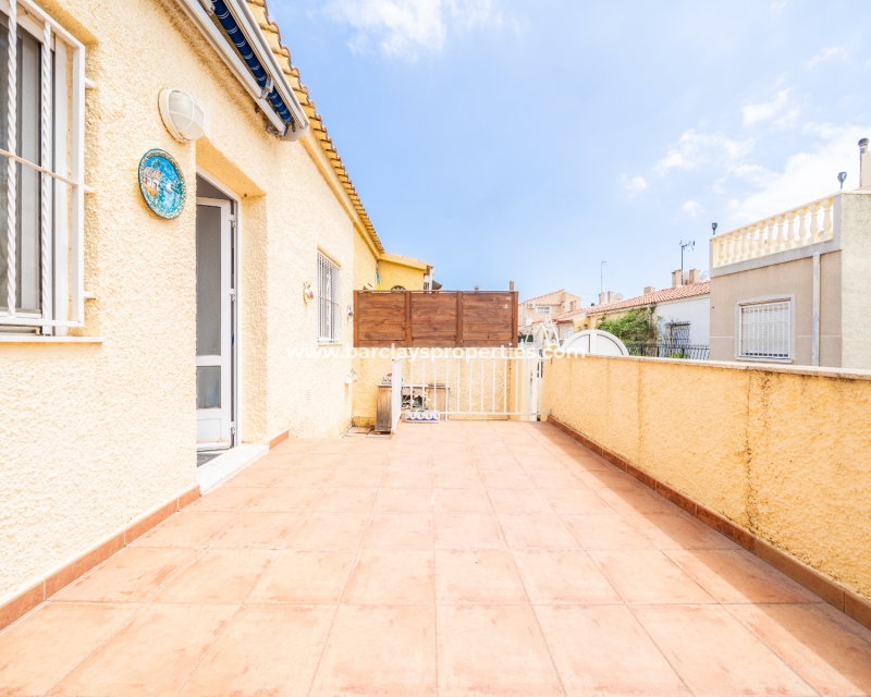 Resale - Reihenhaus - Urb. La Marina