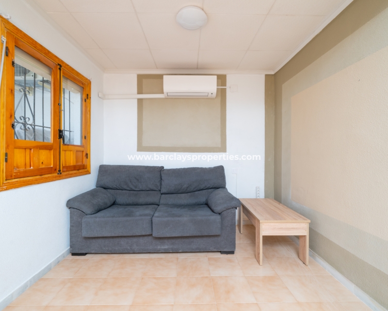 Resale - Reihenhaus - Urb. La Marina