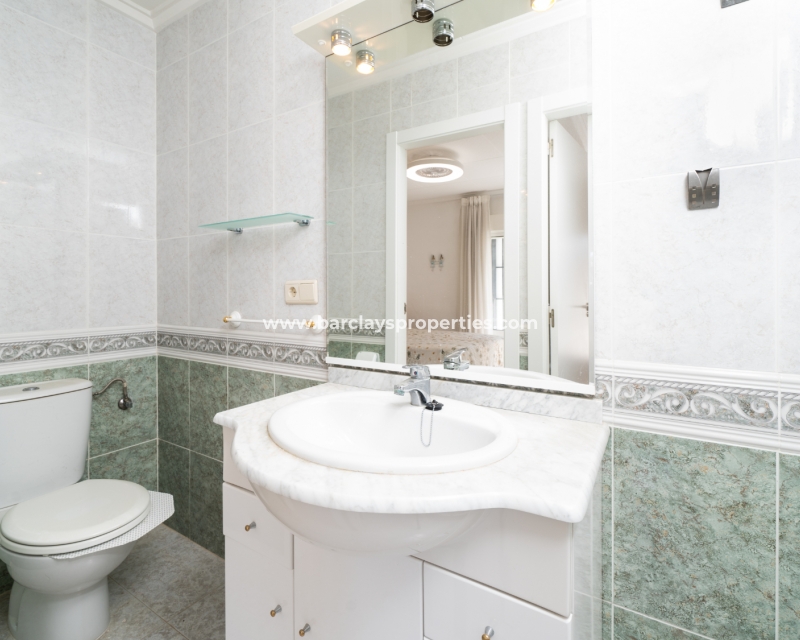 Resale - Reihenhaus - Urb. La Marina