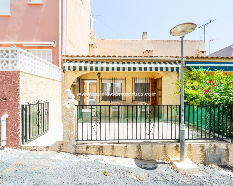 Resale - Reihenhaus - Urb. La Marina