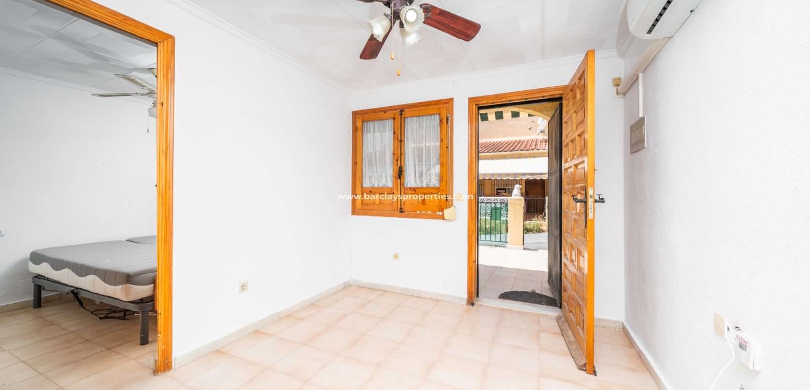 Resale - Reihenhaus - Urb. La Marina