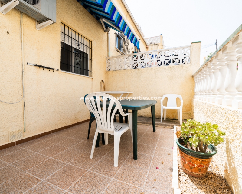 Resale - Reihenhaus - Urb. La Marina