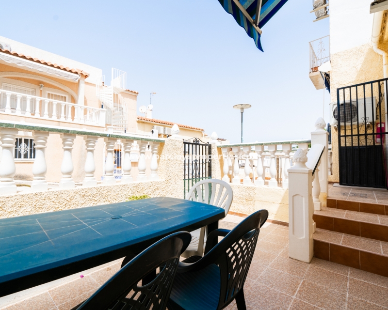 Resale - Reihenhaus - Urb. La Marina