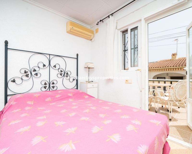 Resale - Reihenhaus - Urb. La Marina