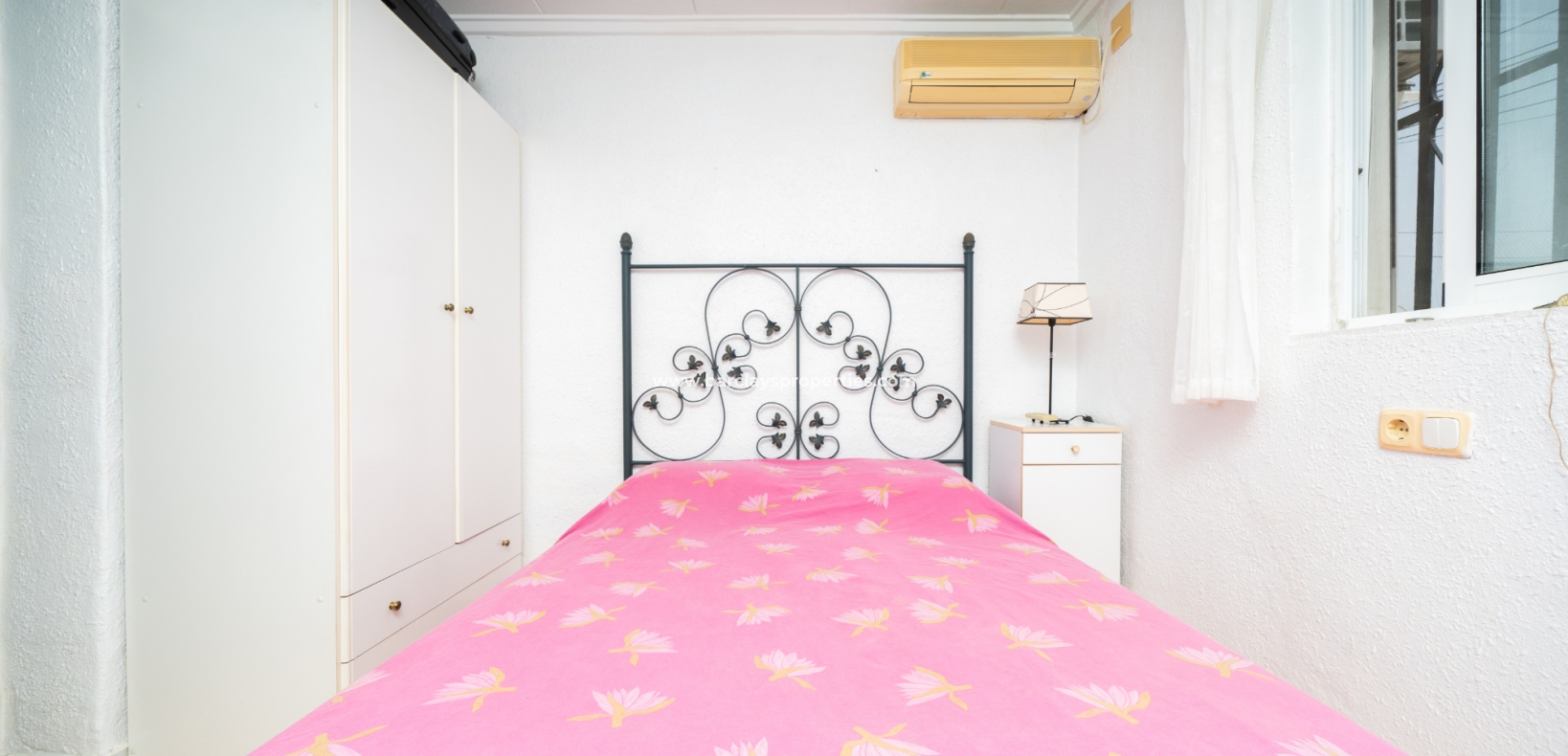 Resale - Reihenhaus - Urb. La Marina