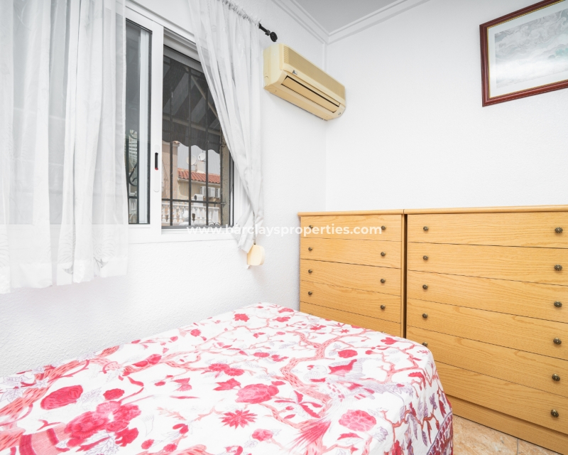 Resale - Reihenhaus - Urb. La Marina