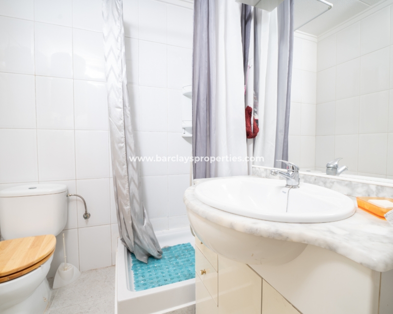 Resale - Reihenhaus - Urb. La Marina