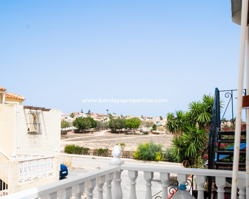 Resale - Reihenhaus - Urb. La Marina