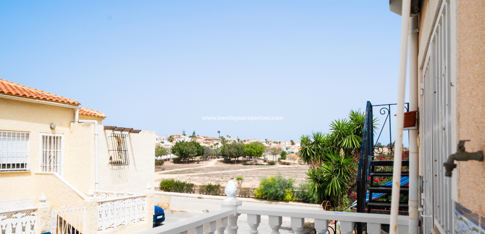 Resale - Reihenhaus - Urb. La Marina