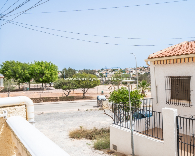 Resale - Reihenhaus - Urb. La Marina