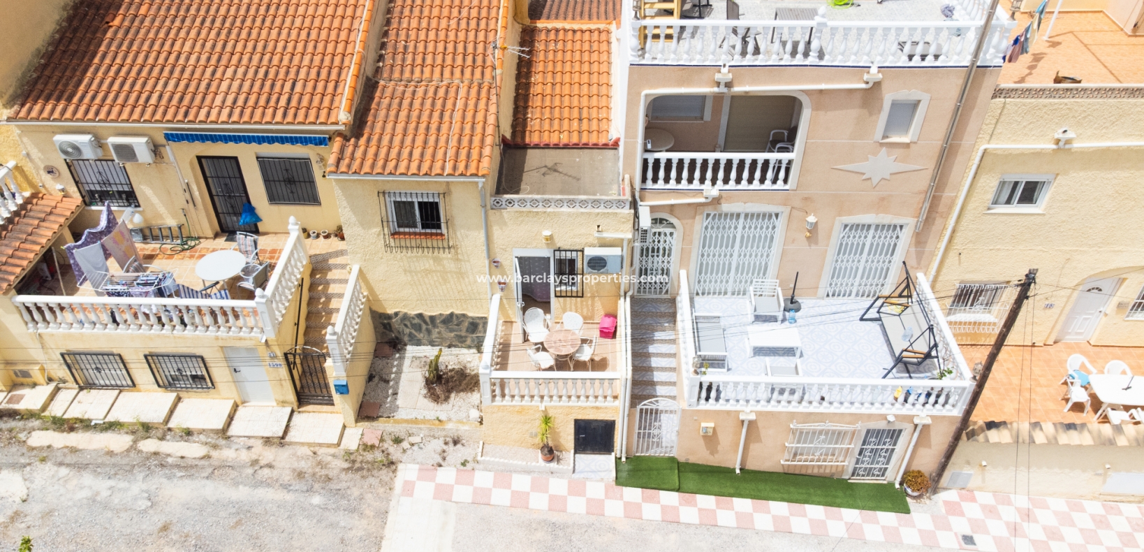 Resale - Reihenhaus - Urb. La Marina