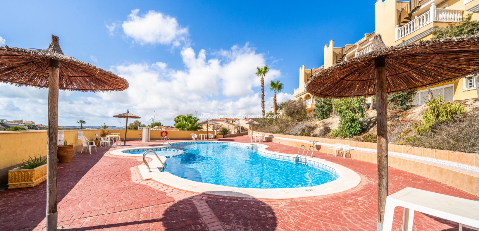 Resale - Reihenhaus - Urb. La Marina