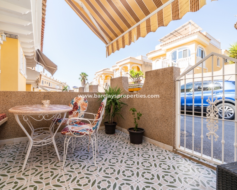 Resale - Reihenhaus - Urb. La Marina