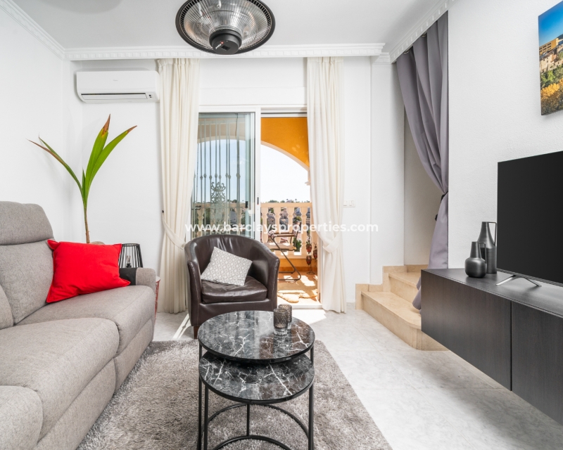 Resale - Reihenhaus - Urb. La Marina