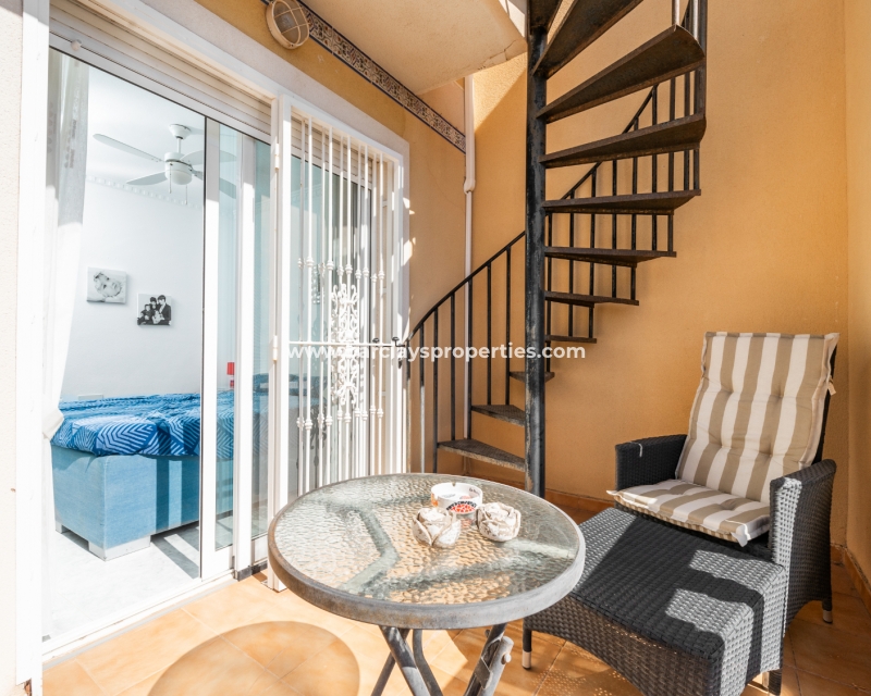 Resale - Reihenhaus - Urb. La Marina