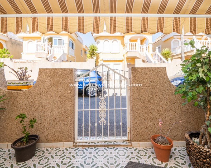 Resale - Reihenhaus - Urb. La Marina