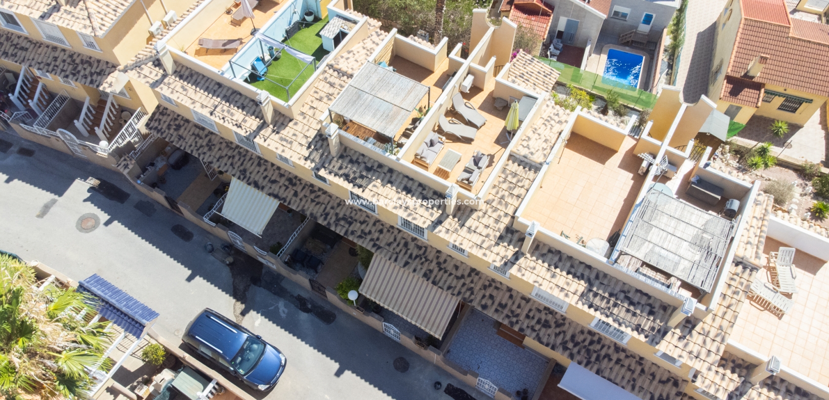 Resale - Reihenhaus - Urb. La Marina