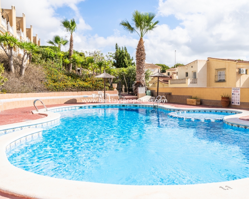 Resale - Reihenhaus - Urb. La Marina