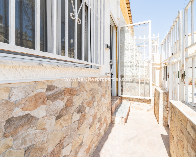 Resale - Reihenhaus - Urb. La Marina