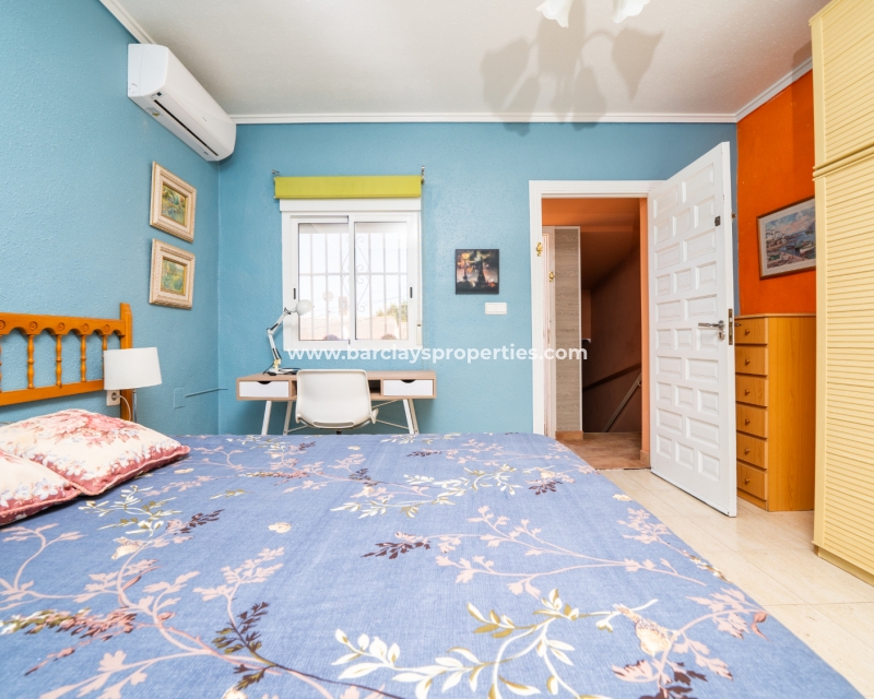 Resale - Reihenhaus - Urb. La Marina