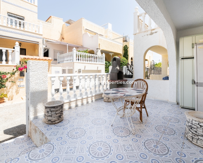 Resale - Reihenhaus - Urb. La Marina