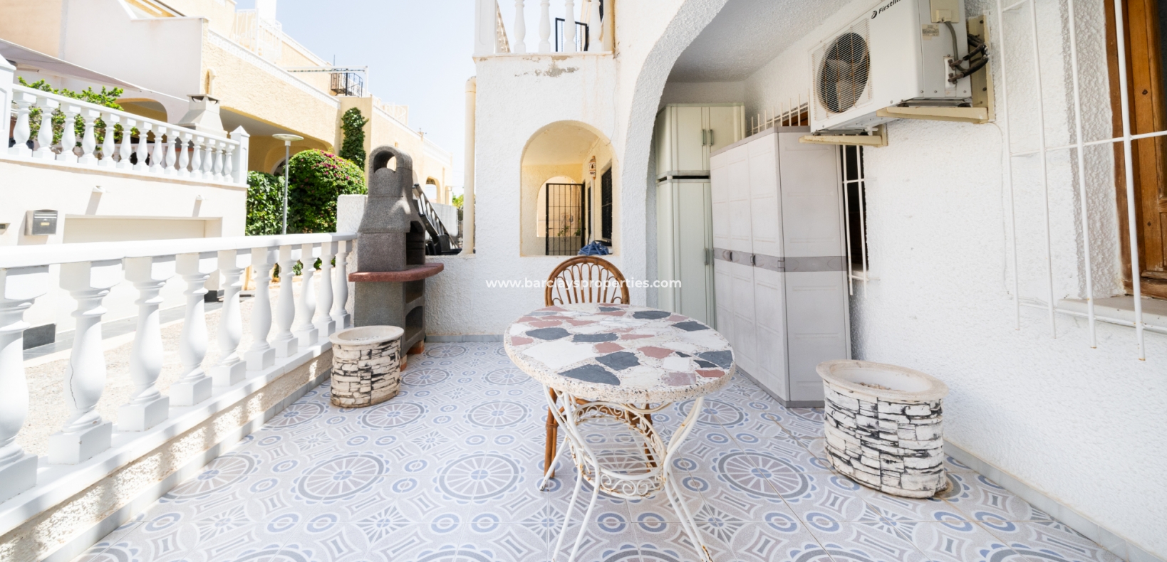 Resale - Reihenhaus - Urb. La Marina