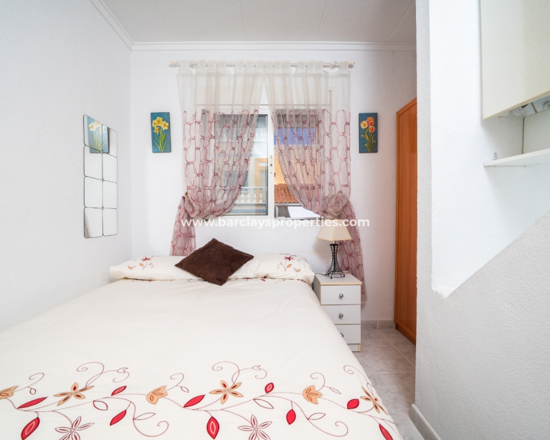 Resale - Reihenhaus - Urb. La Marina