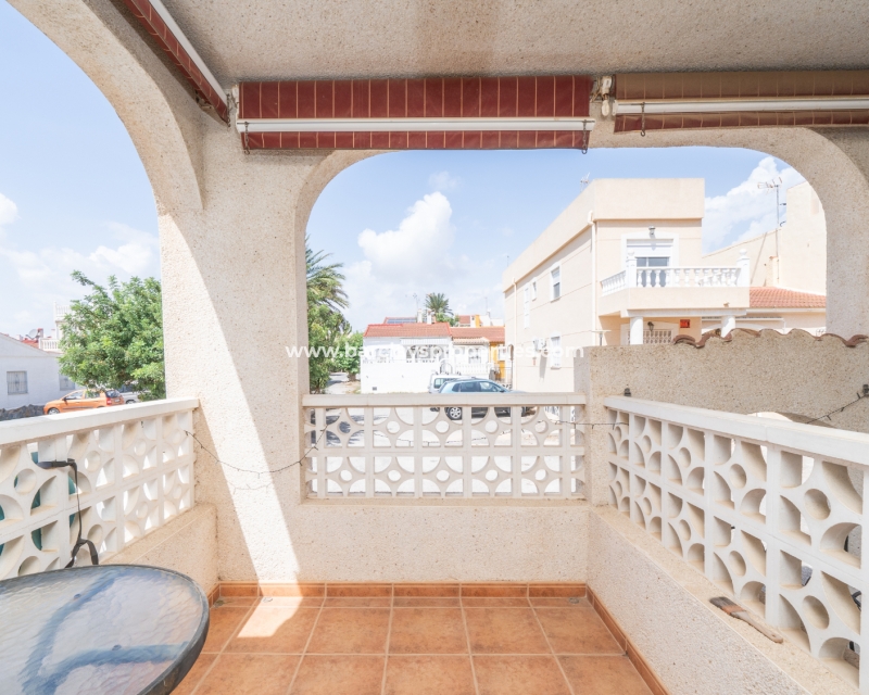 Resale - Reihenhaus - Urb. La Marina