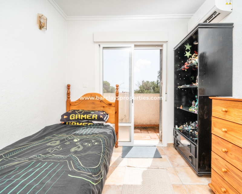 Resale - Reihenhaus - Urb. La Marina