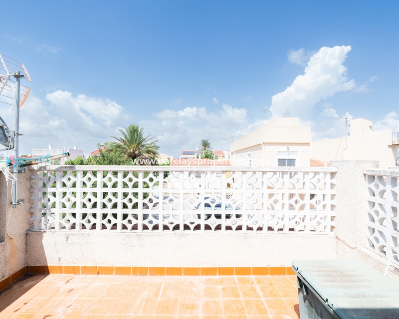 Resale - Reihenhaus - Urb. La Marina