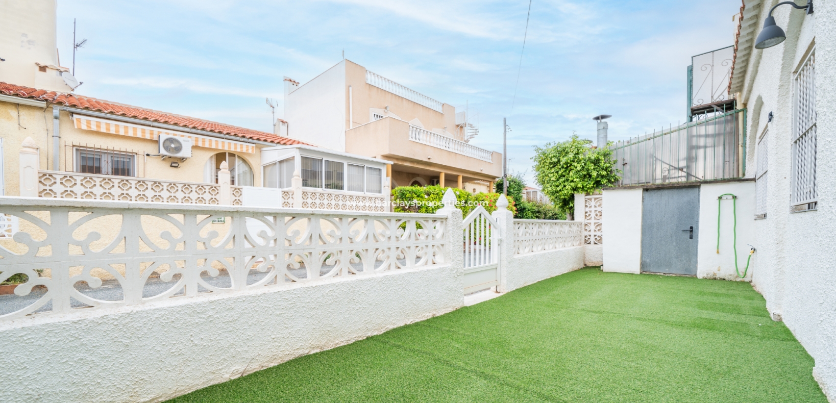 Resale - Reihenhaus - Urb. La Marina