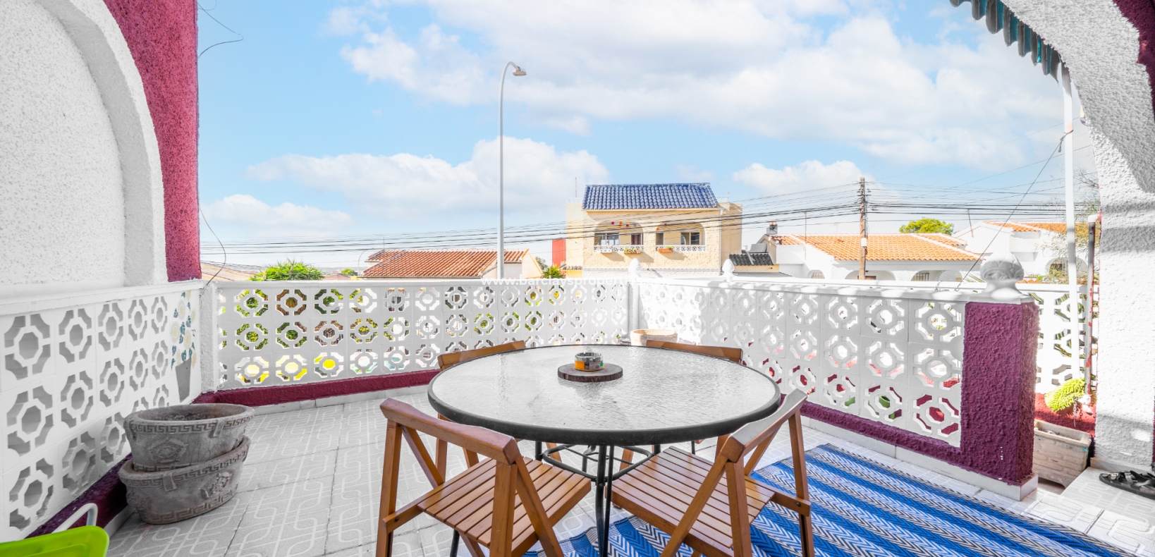 Resale - Reihenhaus - Urb. La Marina