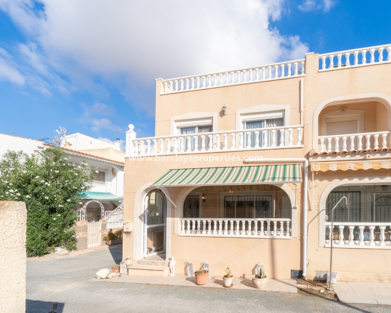 Resale - Reihenhaus - Urb. La Marina