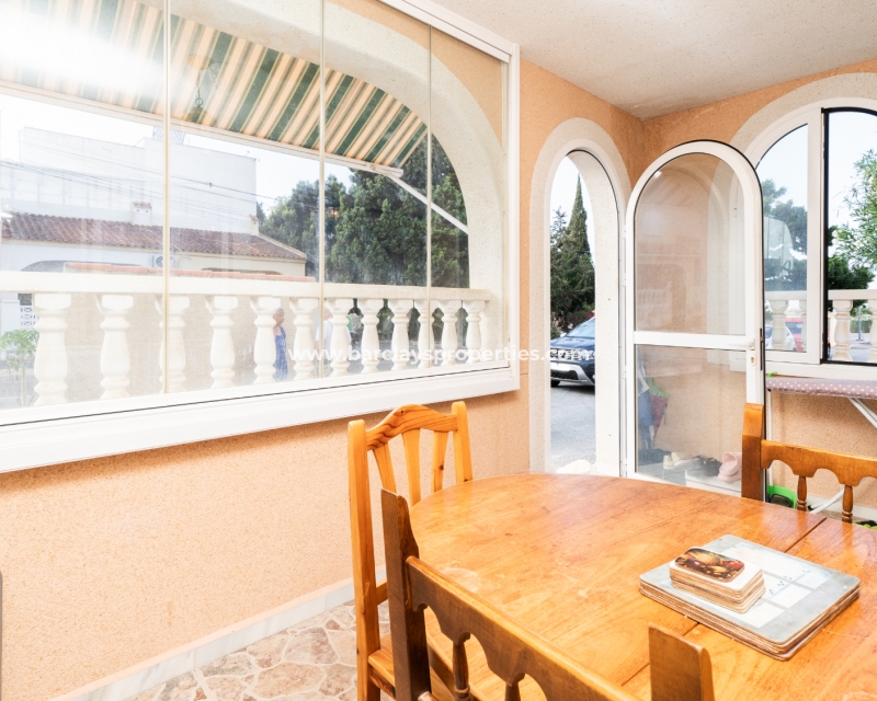 Resale - Reihenhaus - Urb. La Marina