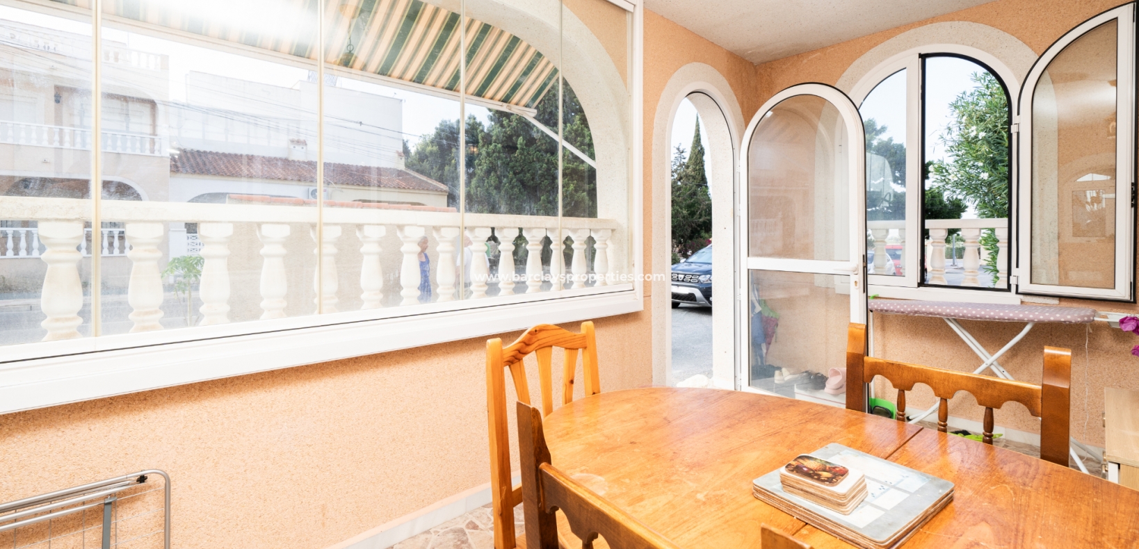 Resale - Reihenhaus - Urb. La Marina