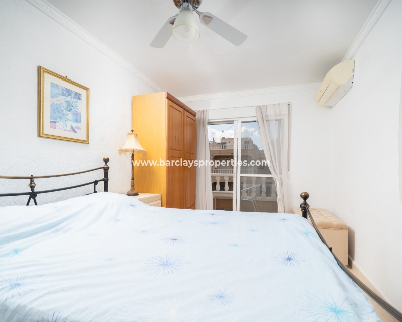 Resale - Reihenhaus - Urb. La Marina