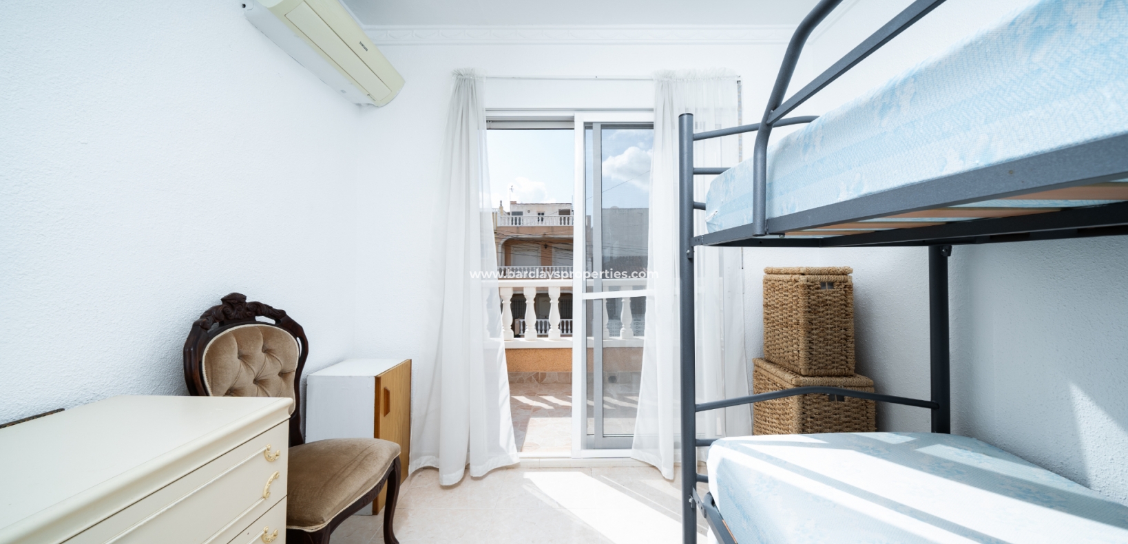 Resale - Reihenhaus - Urb. La Marina