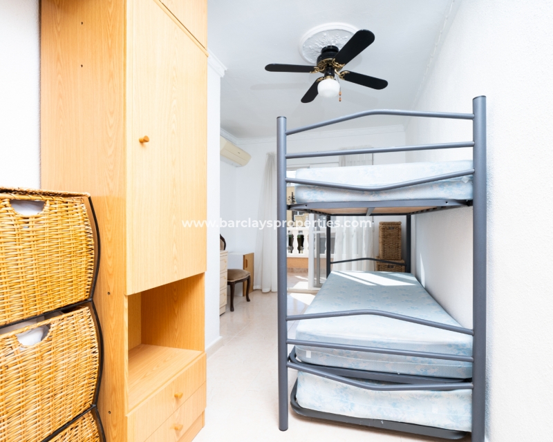 Resale - Reihenhaus - Urb. La Marina