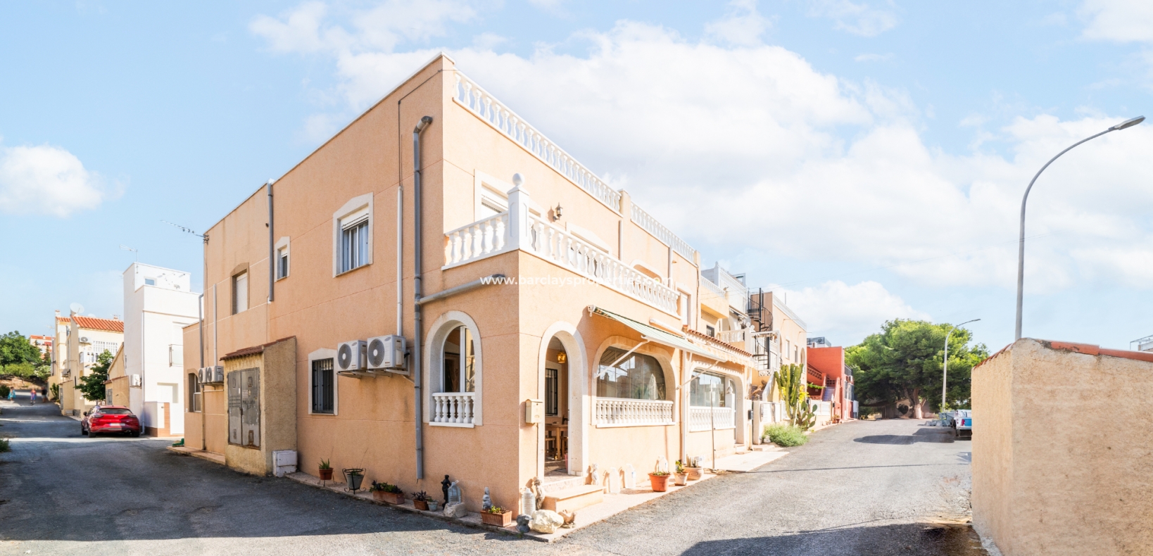 Resale - Reihenhaus - Urb. La Marina