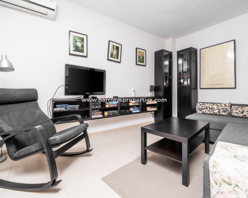 Resale - Reihenhaus - Urb. La Marina