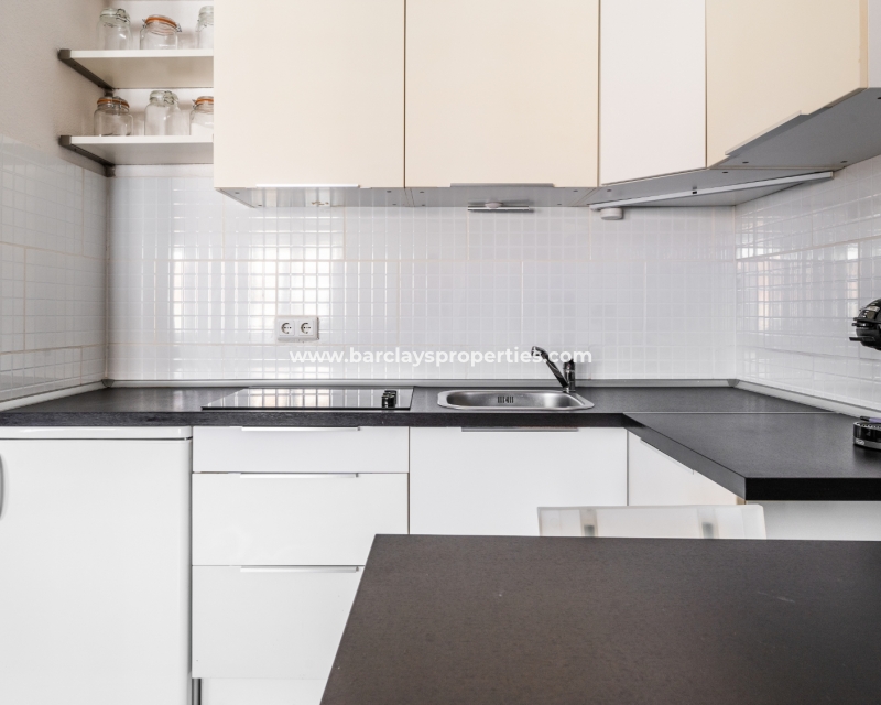 Resale - Reihenhaus - Urb. La Marina