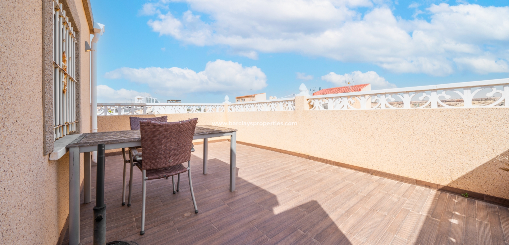 Resale - Reihenhaus - Urb. La Marina