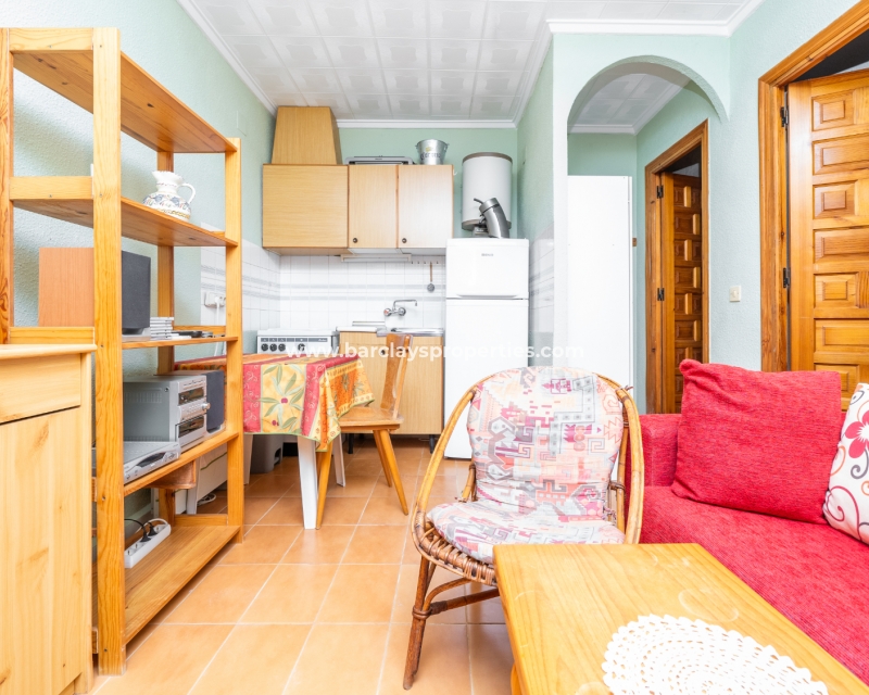 Resale - Reihenhaus - Urb. La Marina