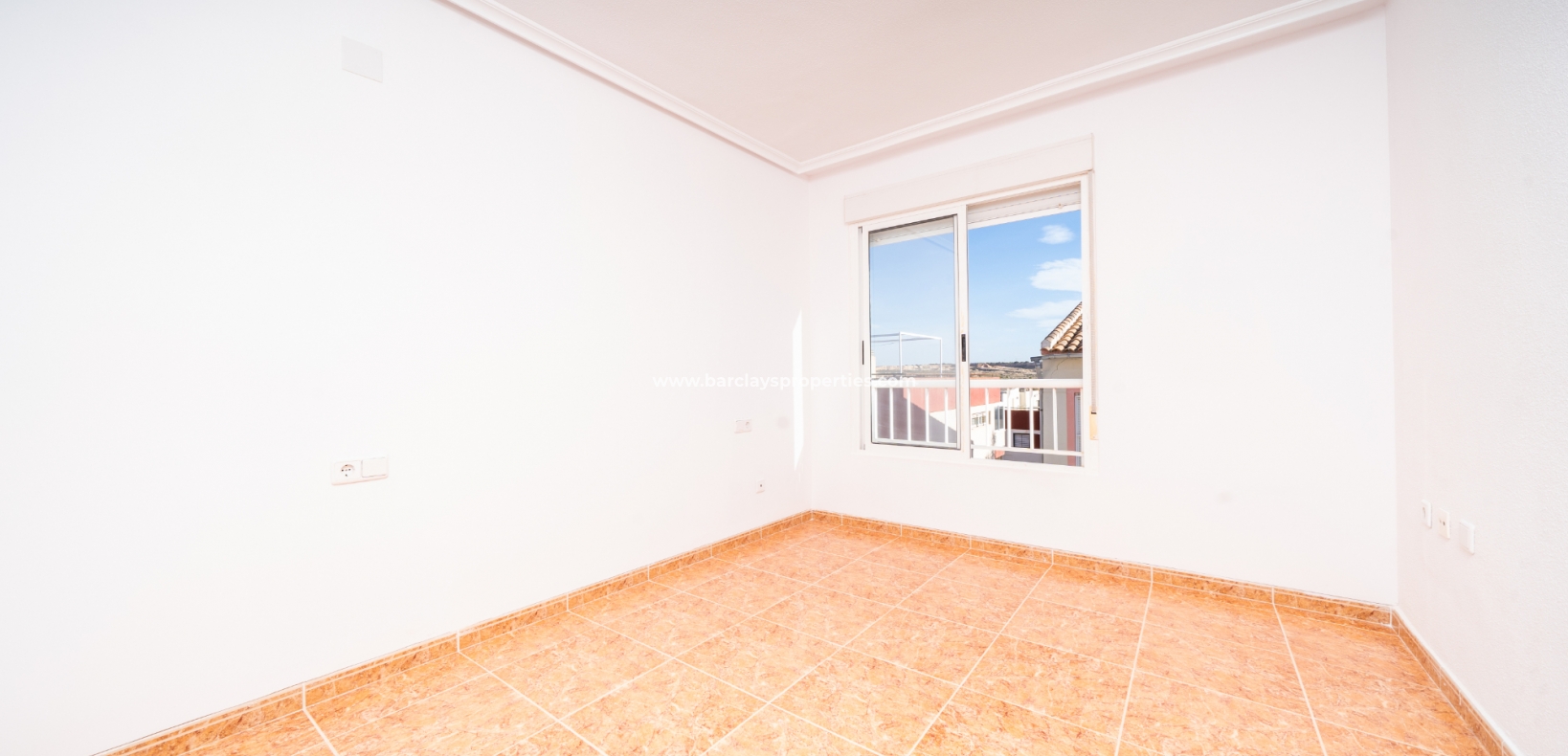 Resale - Reihenhaus - Urb. La Marina