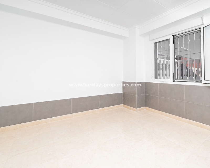 Resale - Reihenhaus - Urb. La Marina