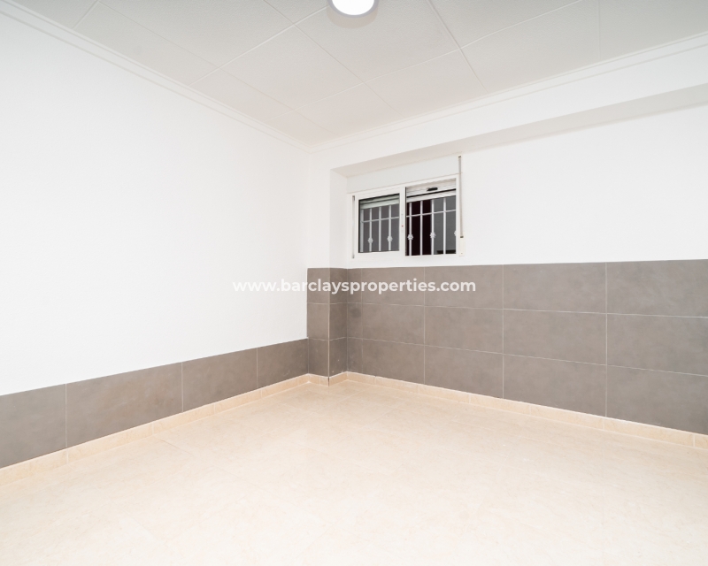 Resale - Reihenhaus - Urb. La Marina