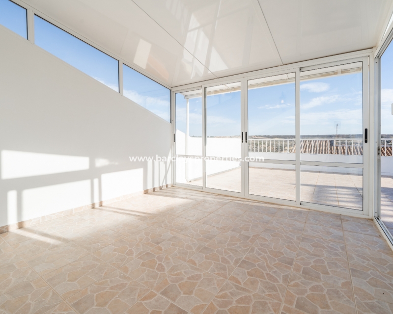 Resale - Reihenhaus - Urb. La Marina